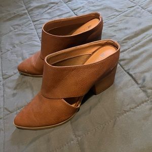 Brown Mules